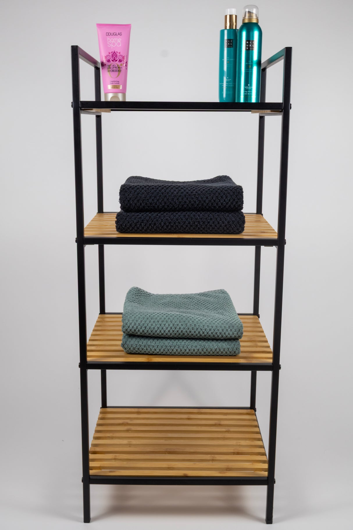 Staand opbergrek voor kleine woningen